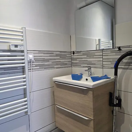Domaine Du Charme - Meuble T2 Apartment